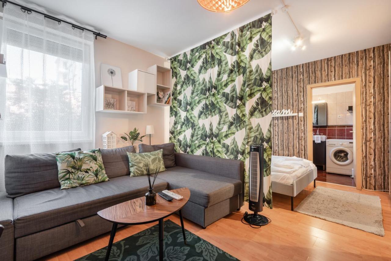 Green Lush Apartment Budapest Exterior foto