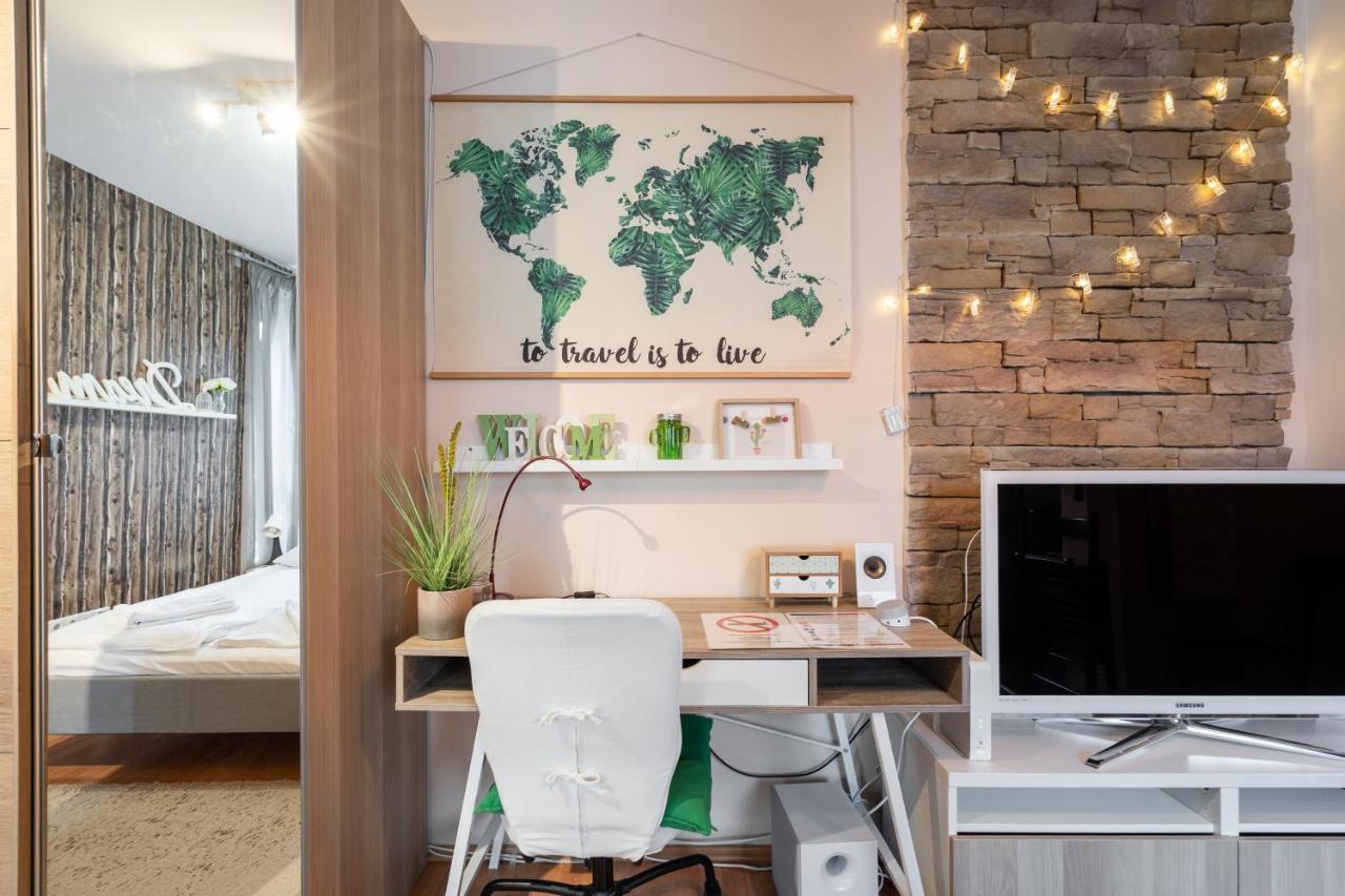 Green Lush Apartment Budapest Exterior foto