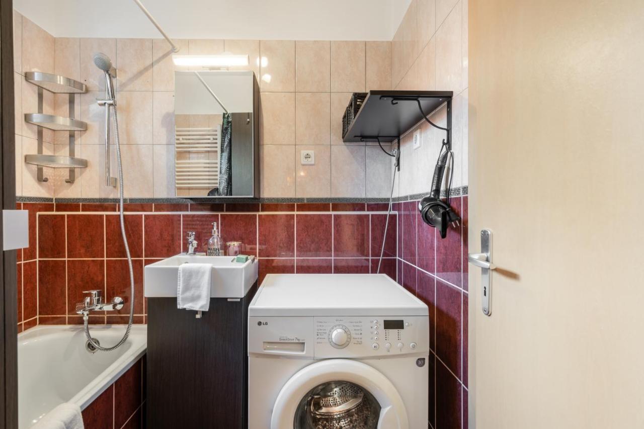Green Lush Apartment Budapest Exterior foto